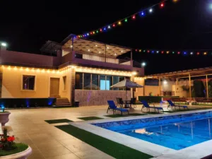 3 Bedrooms . Furnished . Daily2