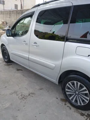 بيجو باتنر للبيع كاش فقط