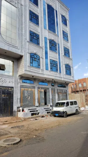 عمارة للبيع في صنعاء شراتون مدينة الحمدي حي راقي