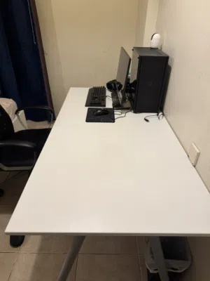 Computer table