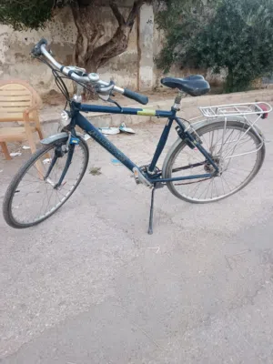 بسكليت الماني شبه جديد