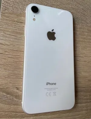 iPhone  XR