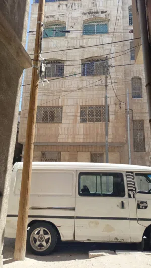 Building for Sale in Zarqa Hay Al Hussain