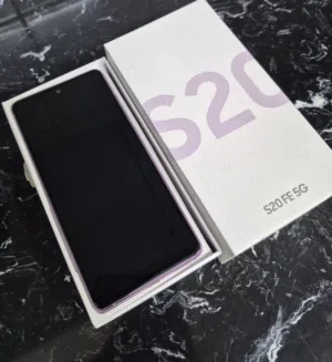جوال سامسونج S20FE 5G مساحة الذاكره 128GB