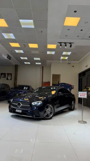 مرسيدس موديل E400. 2018 نضيف جدا في حالة السيارة ماشاء الله تبارك الرحمن