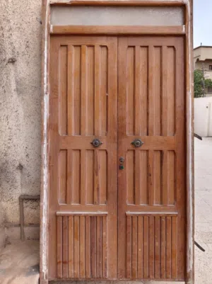 باب لوح صب رئيسي نظيف جدا كاش أو حواله
