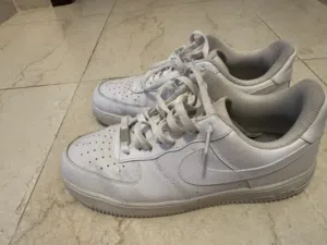 Nike Air Forces (negotiable price) نايك اير فورس (قابل للتفاوض)