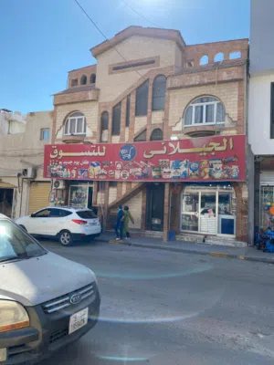 منزل تجاري علي الطريق فرجي الشارع الغربي بدخول ممتاز