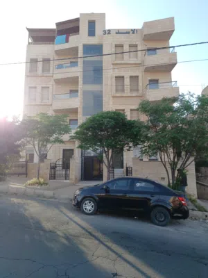 131 m2 3 Bedrooms Apartments for Sale in Amman Al-Thra
