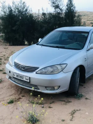 تويوتا كامري 2004الدار بقرة