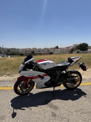 ياماها yzf_r7 اصدار خاص 2022 للبيع