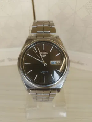 ساعة سيكو فايف اوتوماتيك توب نظافة السعر شامل التوصيل Seiko Five automatic watch for sale