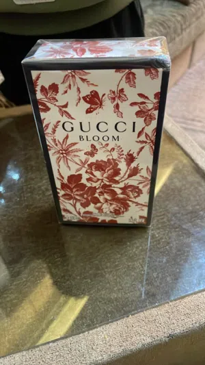 اصلي حرة الكويت Gucci Bloom
