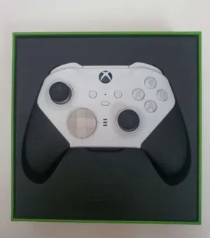 يد Xbox ELITE series 2 الأبيض