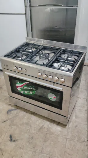نبيع طباخ 5 شعله ايطالي بحاله ممتازه حملات ثقيله مقاس 60 في 90 ماركه تريم ايطالي معا التوصل التشغيل