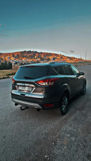 4-ركاب-السيارة-فل-اضافات-ford-kuga-2014-ترخيص-وتامين-لشهر-4-سنة2027
