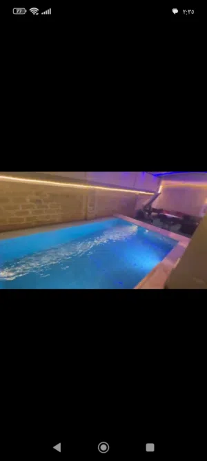 فيلا داخل عماره بمدخل خاص بحمام سباحه للايجار اليومي في اكتوبر شباب وأسر