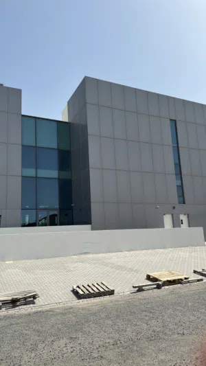 للايجار مخازن بالري والشويخ  for rent store in Al-Rai, Al-Shuwaikh and all areas of Kuwait