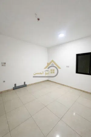 شقة ارضية للايجار في منطقة حي الخضراء المساحة 100 متر