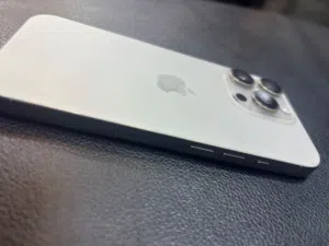 Apple iPhone 16 Pro 256 GB in Amman
