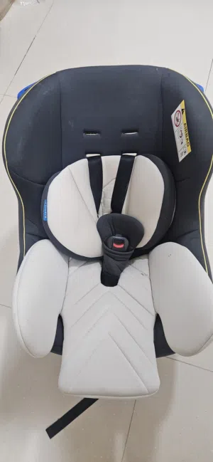 junior baby car seat good condition