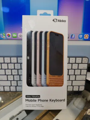mobile phone keyboard  iphone 17 pro max