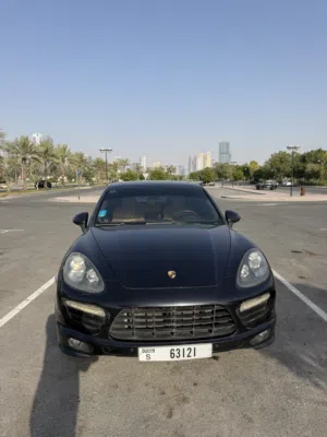 Porsche Cayenne GTS 2013