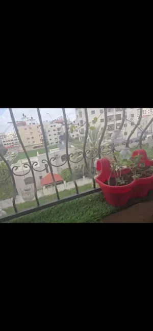 شقه للبيع 142 متر