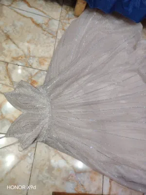 فستان حنة او عرس جديد ونظيف 100/100