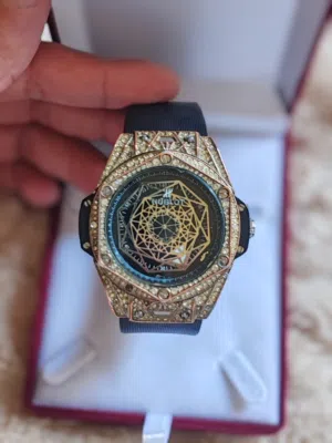 ساعة HUBLOT