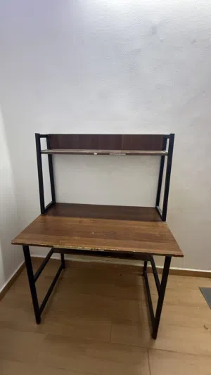مكتب دراسي للبيع