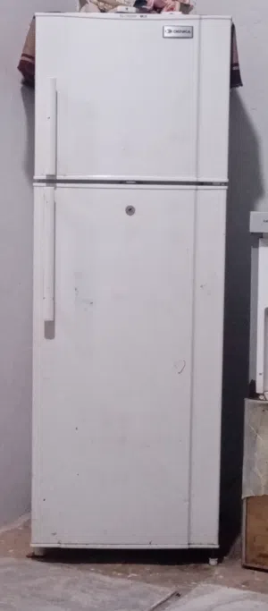 ثلاجه للبيع