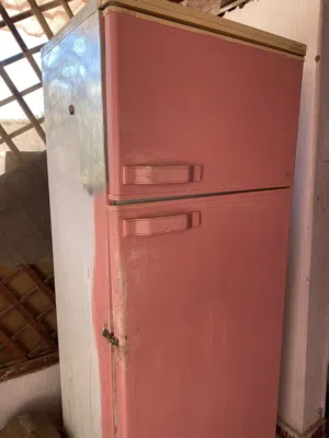 ثلاجة وفريز مستعملة