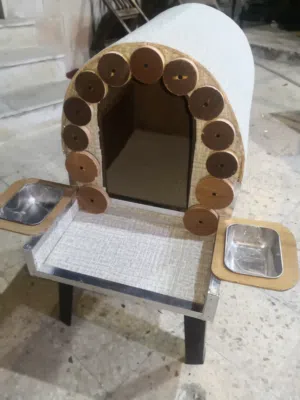 - بيت هره(قطة) من الخشب