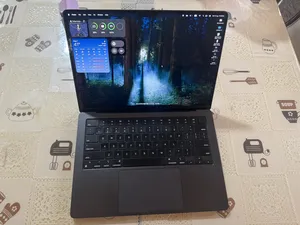 Apple . macOS . 14" . Used0