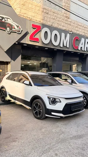 new-kia-niro-in-hebron