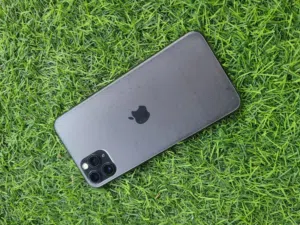 Apple iPhone 11 Pro Max 64 GB in Tripoli