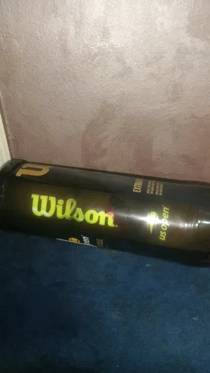 علبة كرات تنس wilson us اصليه