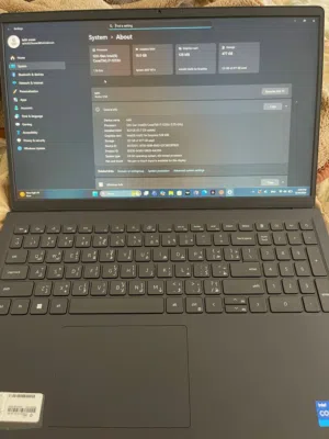 dell vostro 3520 جيل 12  Microsoft windows 11pro نسخة اصليه core i7 iris xe