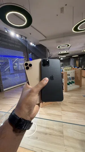 Iphone 11 pro max 256gb - 90+ battery