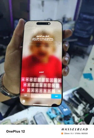 شاشة ايفون 16 برو ماكس