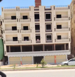 محلات للبيع و للايجاؤ  في حدائق الأهرام