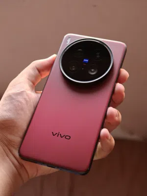 vivo x200 ultra حاله نظيفة مع كل اغراضة
