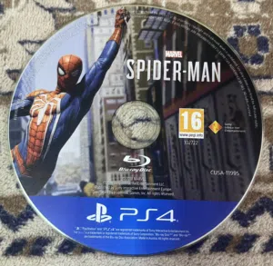 SPIDER MAN PS4 CD WITHOUT CASE ONLY FOR 3 BD IN MID CONDITION