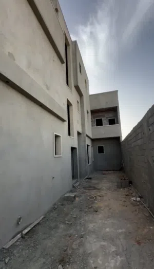 فيلا دورين و ملحق نص تشطيب بالقرب من جزيرة الشريف مسجد حسان بن ثابت