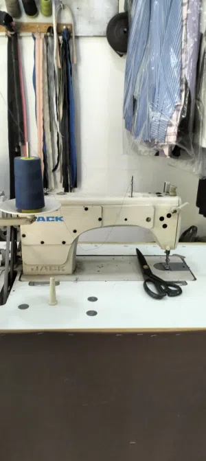 ماكينة خياطة (درزه + حبكه + كلف)