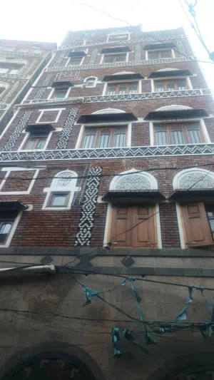 5 Bedrooms . Unfurnished . Monthly3