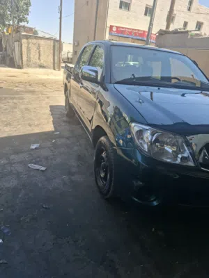 Used Toyota Hilux in Amman