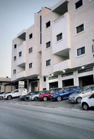 شقه للايجار السنوي فقط