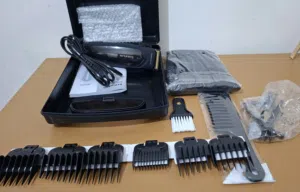 ماكينة حلاقة شعر ماركة تاروز شفرات تيتانيوم